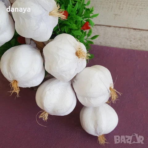 6063 Връзка изкуствен чесън за декорация и украса, 2 размера, снимка 6 - Изкуствени цветя - 51352178