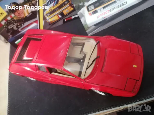 Колекционерски модел: Ferrari - Testarossa ​ (Bburago) 1/18 (Italy), снимка 3 - Колекции - 48717500