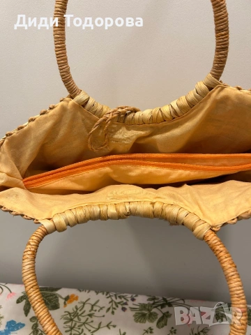 Дамски чанти, снимка 2 - Чанти - 53440219