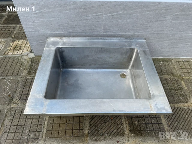 Мивка неръждавейка