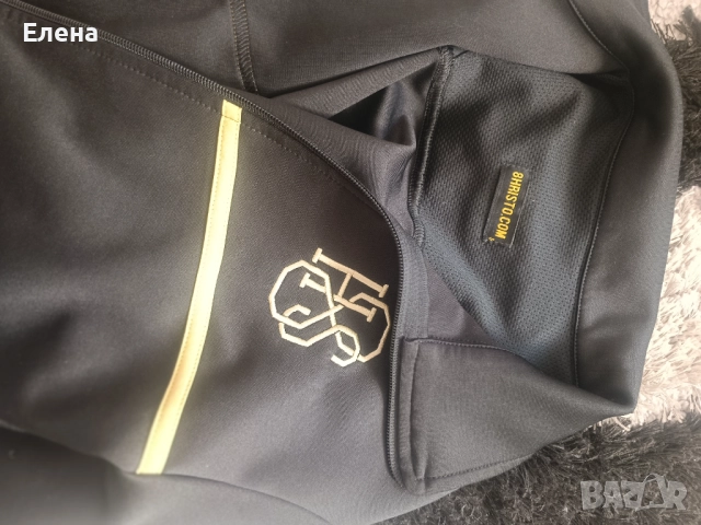 Спортен екип на бранда на Христо Стоичков