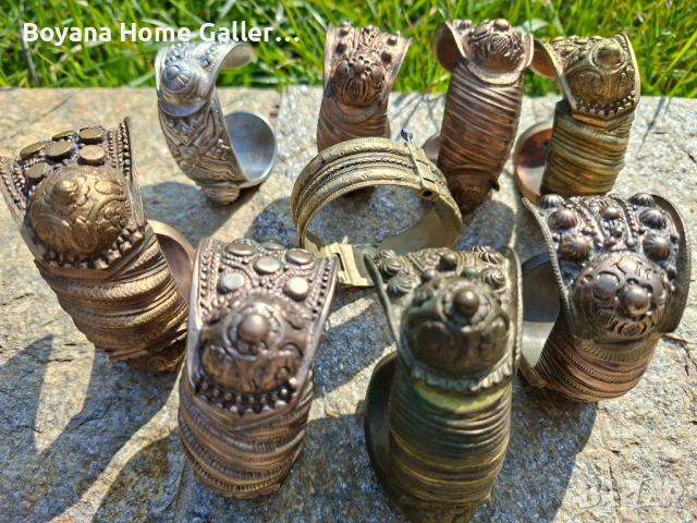 Възрожденска Сребърна Сечан Гривна Рогатка Носия Фолклор