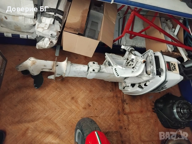 Извънбордов двигател Johnson 25 HP (Дълъг ботуш)