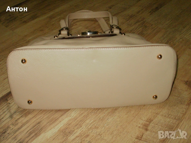 DKNY пудра дамска чанта естествена кожа , снимка 5 - Чанти - 53702889