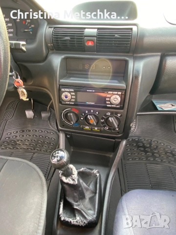 Опел Астра комби 1.4 бензин. Здрава и икономична, снимка 3 - Автомобили и джипове - 52787728