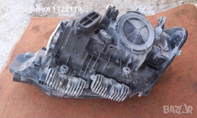 Десен фар BMW F30/31, снимка 7 - Части - 54018879