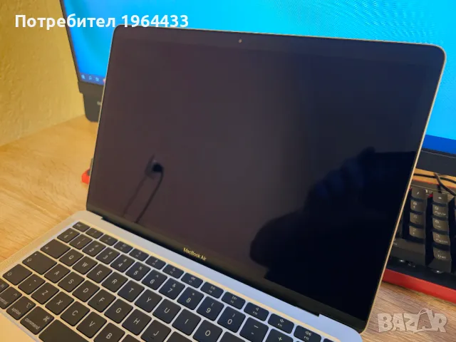 Apple MacBook Air 13.3 M1 8GB/256GB Silver, снимка 3 - Лаптопи за дома - 47571048