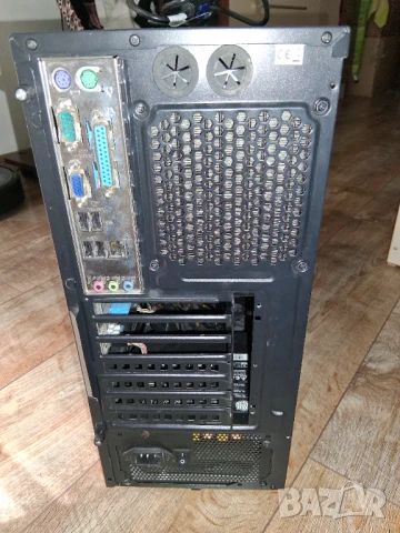 настолен компютър, снимка 3 - За дома - 50505335