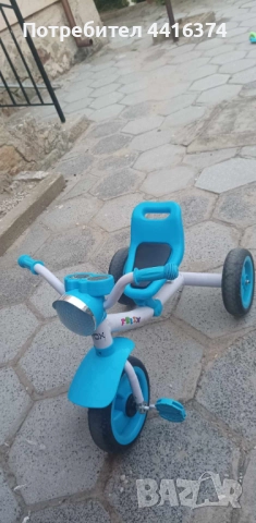 Триколка, снимка 2 - Детски велосипеди, триколки и коли - 52393434