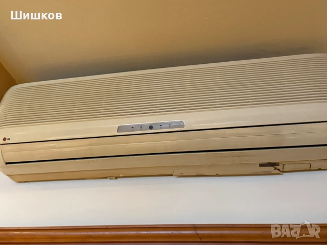 Продавам климатик LG 24-ка работещ, снимка 2 - Климатици - 53913760