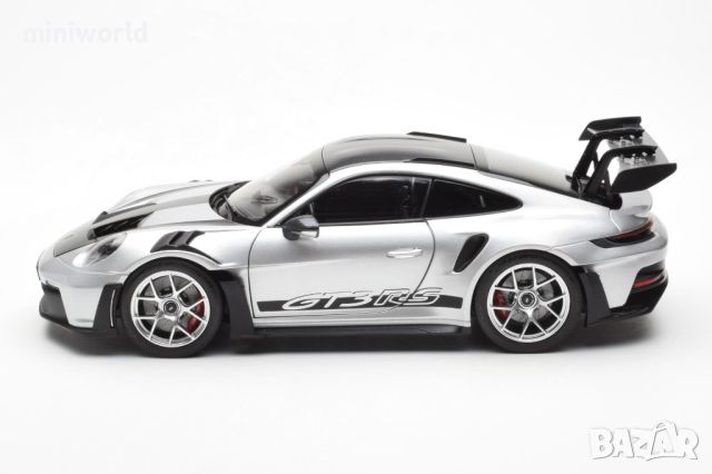 PORSCHE 911 992 GT3 от 2022 - мащаб 1:18 на NOREV моделът е нов в кутия, снимка 4 - Колекции - 45508612