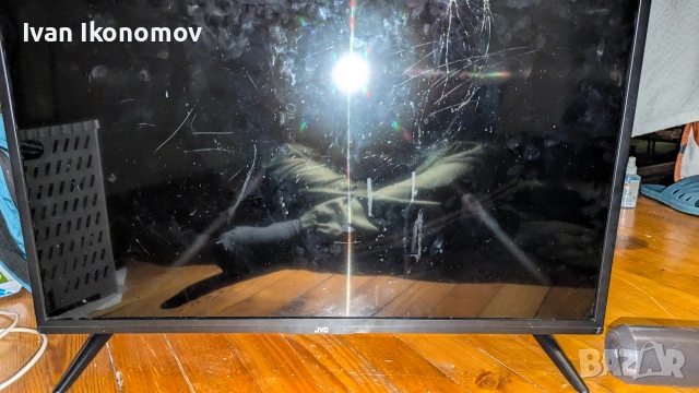 Телевизор JVC LT-32VAF3200 за части, снимка 5 - Телевизори - 53405589