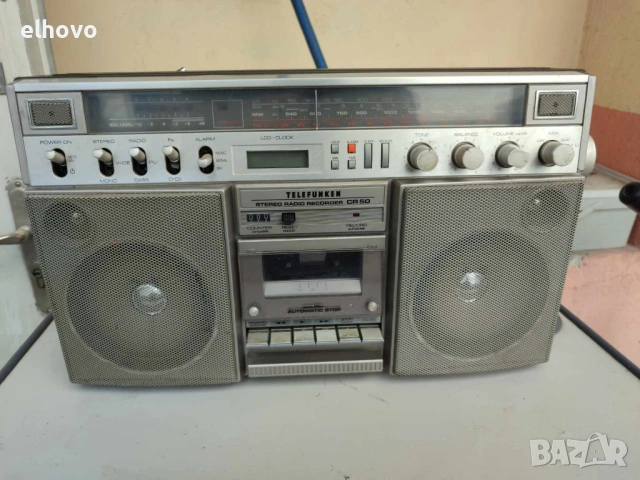 Радиокасетофон Telefunken CR50, снимка 2 - Радиокасетофони, транзистори - 53969406