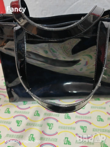 Дамска чанта Armani Jeans , снимка 6 - Чанти - 53477192