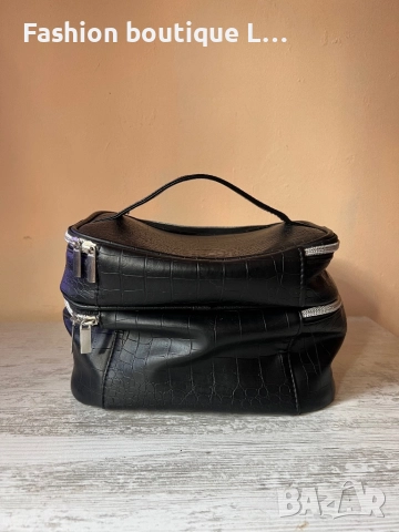 Голям черен несесер с две отделения от имитация на крокодилска кожа с по 2 ципа на марката Kicks 🖤, снимка 2 - Други - 52389960