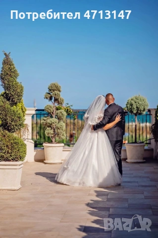 Продавам Булчинска Рокля