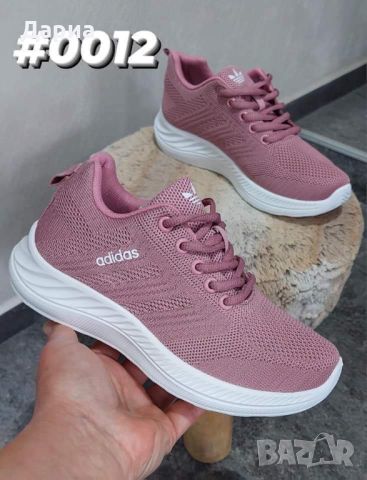 Дамски маратонки Adidas , снимка 1 - Маратонки - 45729299