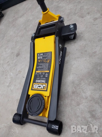 Хидравличен крик нископрофилен - 2.5 и 3 тона JCB, снимка 3 - Други инструменти - 52722289