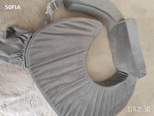 Възглавница за кърмене мек дунапрен с кадифе, снимка 5 - Аксесоари за кърмачки - 53797735