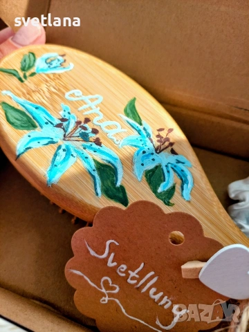 Ръчно рисувани четки за коса, снимка 2 - Подаръци за жени - 53785399