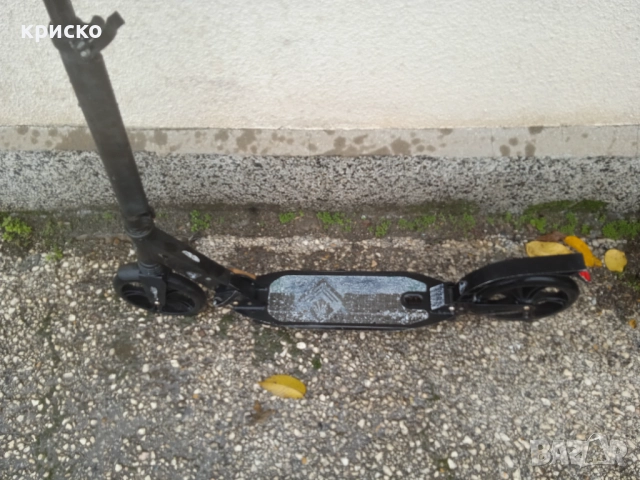 детска тротинетка, снимка 4 - Детски велосипеди, триколки и коли - 44421647