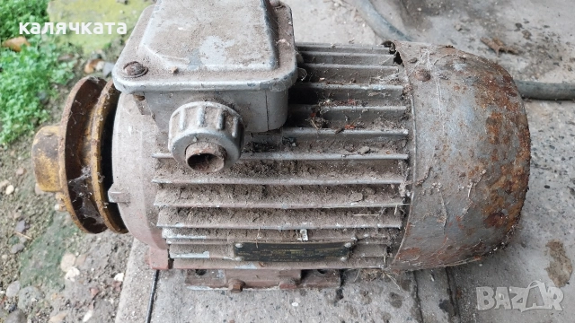 ЕЛ.мотори, снимка 11 - Електродвигатели - 52670902