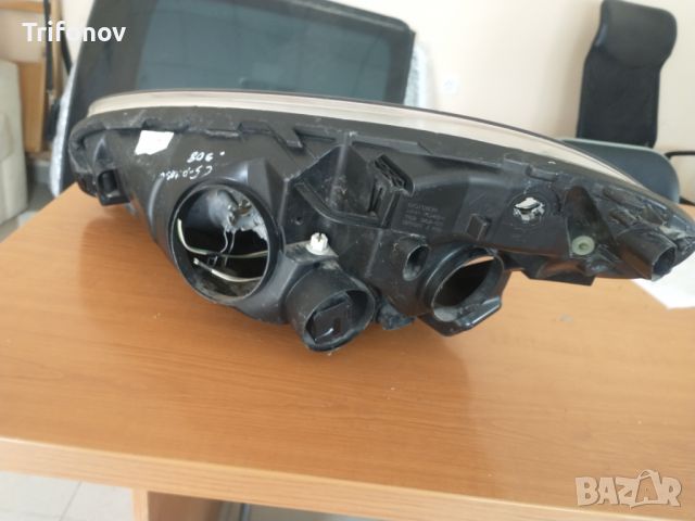 Десен фар Citroen C4 Picasso, снимка 6 - Части - 45845027