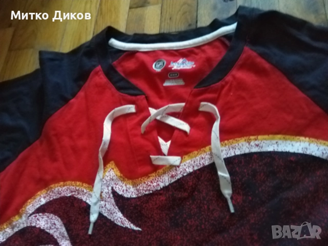Calgary Flames Canada NHL Hockey Majestic маркова хокейна тениска НХЛ размер реален С, снимка 3 - Зимни спортове - 51771058