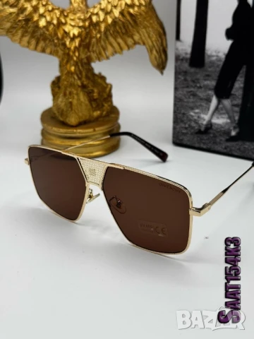 очила с калъф ray ban , снимка 4 - Слънчеви и диоптрични очила - 50588781