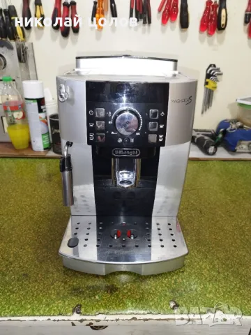 Кафемашина Delonghi Magnifica S , снимка 1 - Кафемашини - 47192281