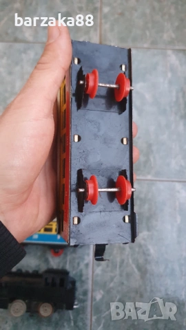 Старо влакче с 2 вагона Вагони, снимка 5 - Колекции - 54278651