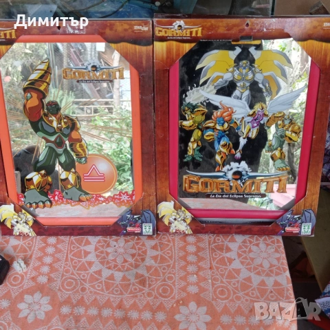 2 броя оригинални колекционерски плакети на gormiti 