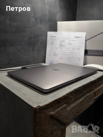 КАТО ЧИСТО НОВ Macbook Pro 13.3" + Magic Mouse + USB C HUB, снимка 4 - Лаптопи за дома - 53967895