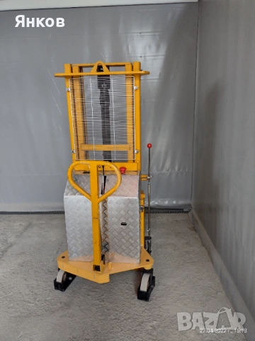 Стакер електрически, снимка 2 - Индустриална техника - 53713875