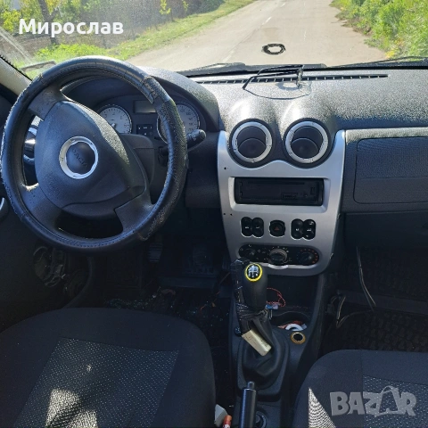 Арматурното табло Дачия Логан MCV 1, снимка 3 - Части - 54047978