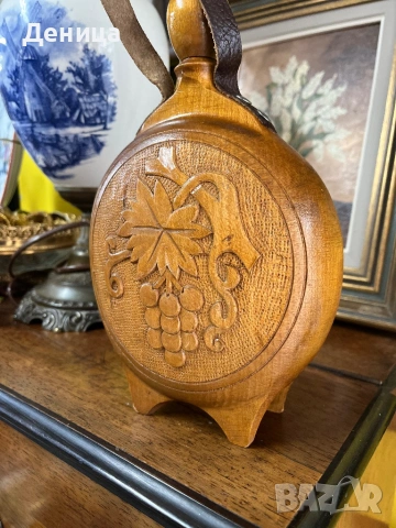 Българска дървена бъклица  Релефна двустранна декорация  Старо производство и в почти отлично винтид, снимка 3 - Други - 54048002