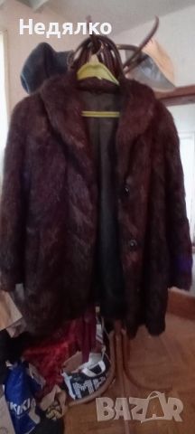Винтидж палто от нутрии,не носено, снимка 1 - Палта, манта - 45769881