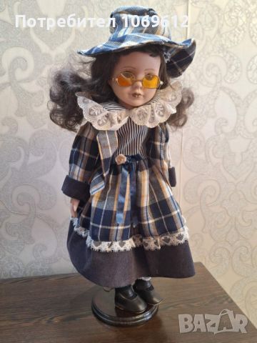 Порцеланова,керамична кукла 42 см, снимка 2 - Антикварни и старинни предмети - 45322318