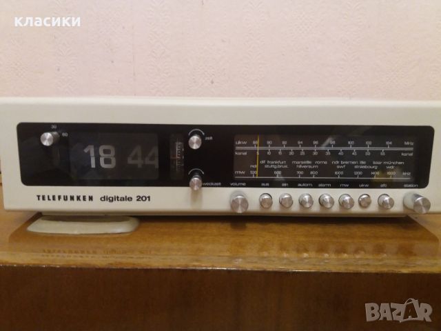 Радио часовник TELEFUNKEN , снимка 1 - Радиокасетофони, транзистори - 46159156