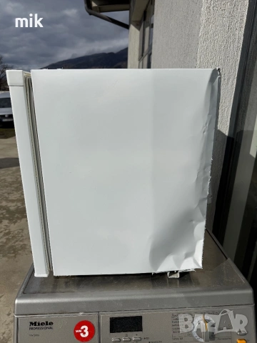 Мини фризер Сименс 52 см, снимка 7 - Фризери - 53976426