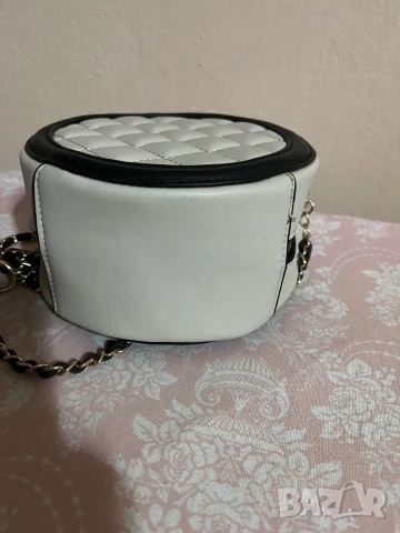 Chanel дамска чантичка, снимка 6 - Чанти - 51126730