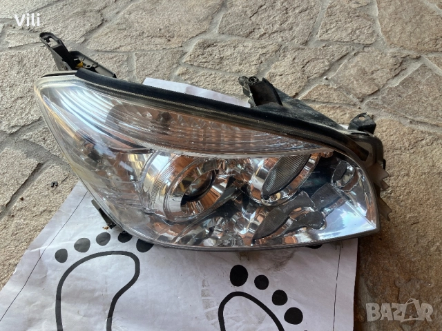 Десен фар Toyota Rav4 (Тойота Рав4), снимка 3 - Части - 51594628
