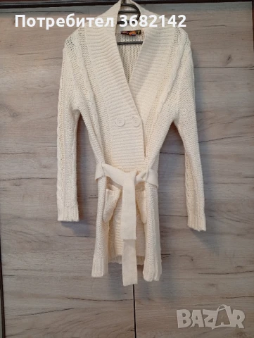 продавам дамска бежова жилетка , снимка 3 - Жилетки - 51375244