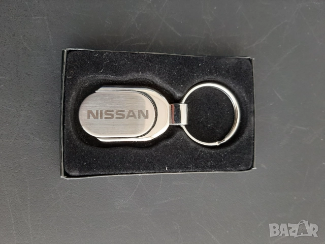 NISSAN ключодържател органайзер значка тефтер щипка чаша, снимка 13 - Аксесоари и консумативи - 52313688