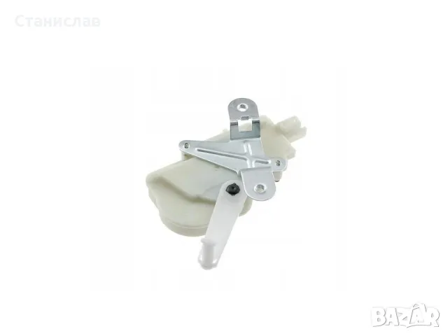 Toyota Yaris Машинка за заключване на багажник, снимка 3 - Части - 50386048