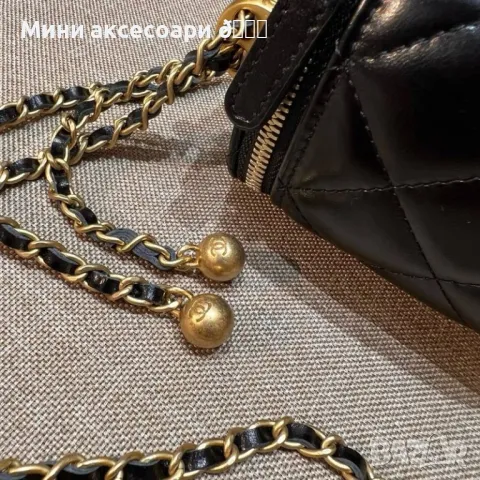 CHANEL Мини чантичка , снимка 6 - Чанти - 48585923