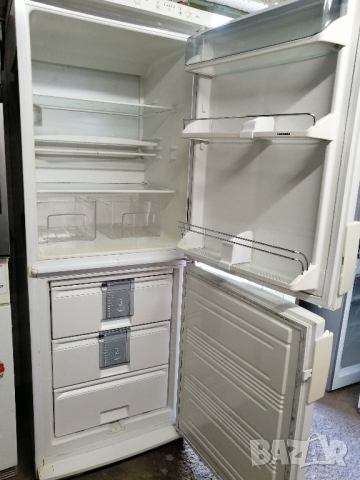 Хладилник с фризер "Liebherr Comfort", снимка 2 - Хладилници - 45063472