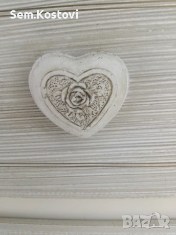 Винтидж дървено шкашфче , снимка 5 - Шкафове - 54291200