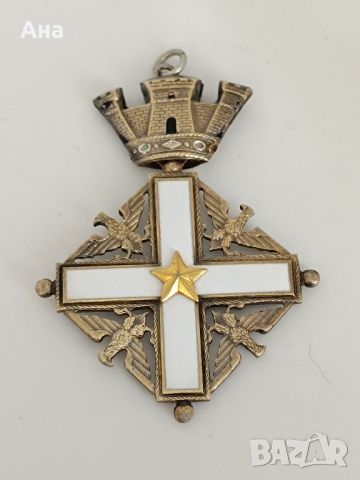 Сребърен Италиански орден за заслуги към Републиката

, снимка 8 - Антикварни и старинни предмети - 46407822