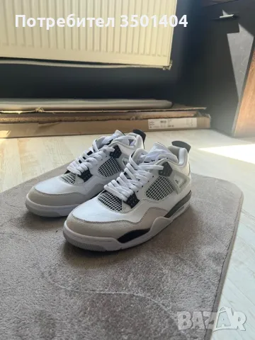 Кецове Air Jordan 4 Military black, снимка 1 - Кецове - 47017815